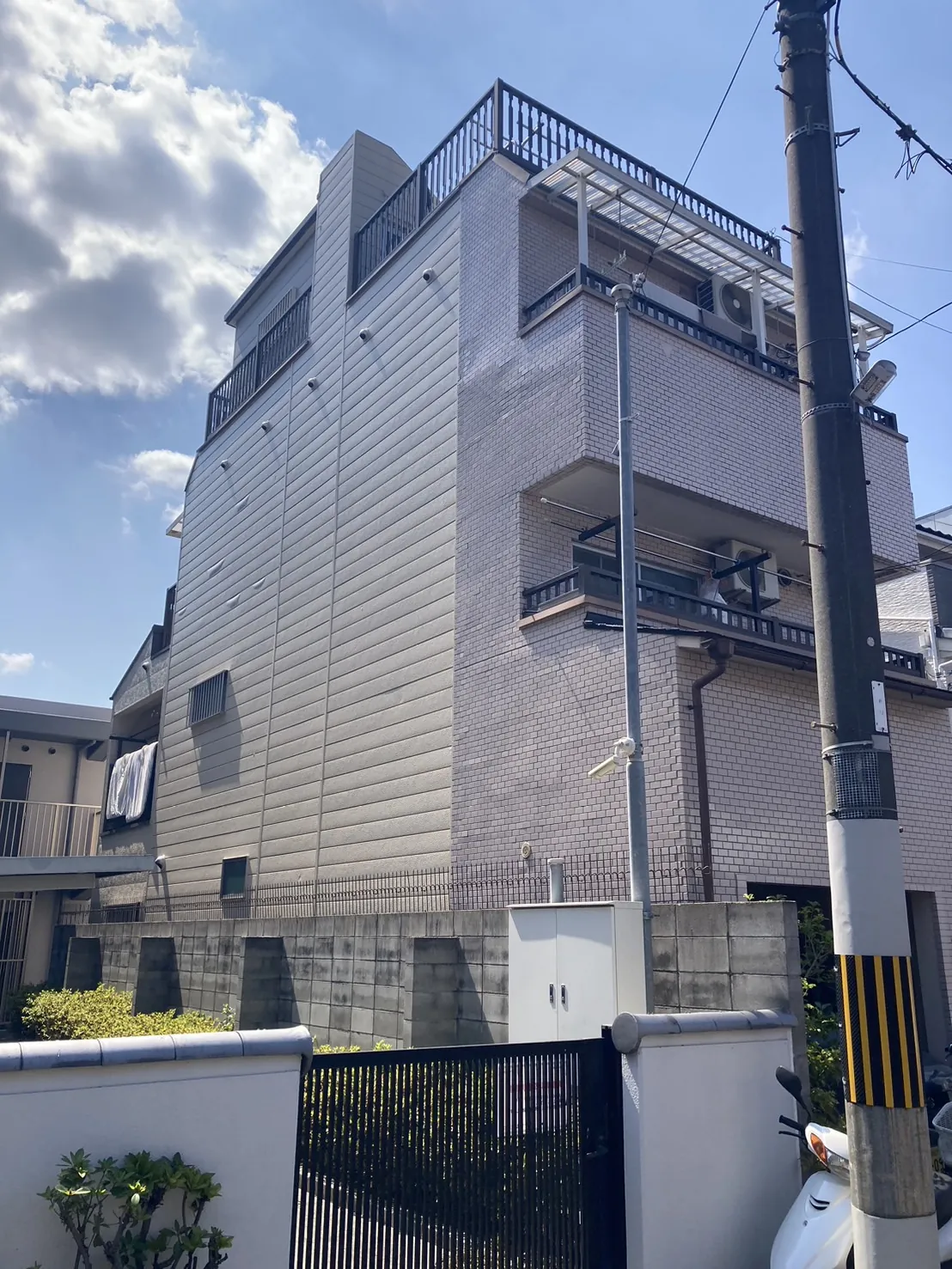 京都市上京区　W様邸｜京都市上京区の外壁塗装の施工事例｜施工写真2｜大阪市西区新町の創和